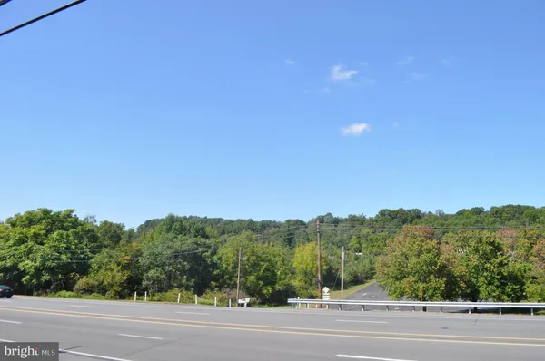 $900,000 | 33-47 Hollenbush Lane, Orwigsburg, PA 17961