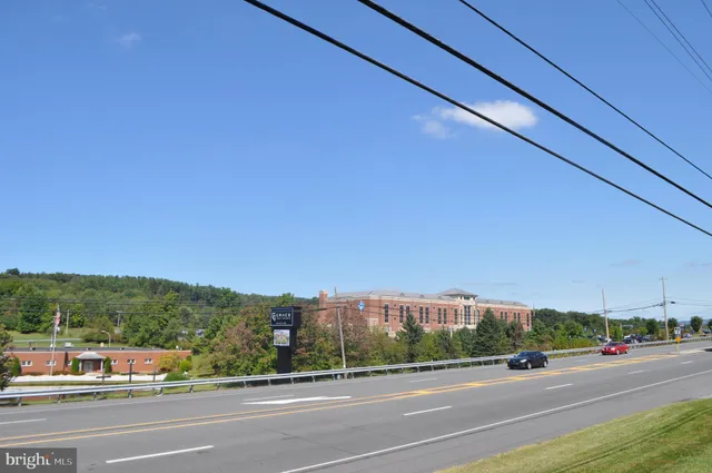 $900,000 | 33-47 Hollenbush Lane, Orwigsburg, PA 17961