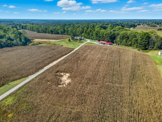 a view of a tennis court
