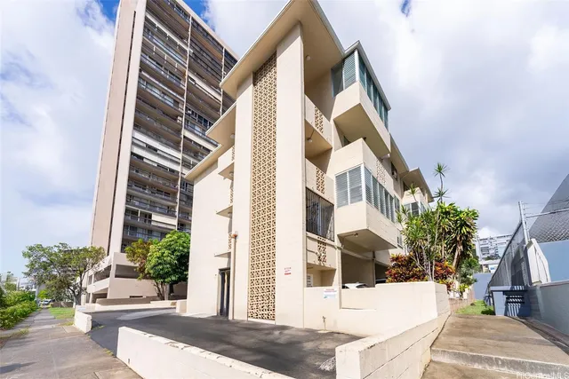$279,000 | 814 Kinau Street, Unit 401, Honolulu, HI 96813