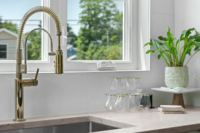 a close view of sink and tap