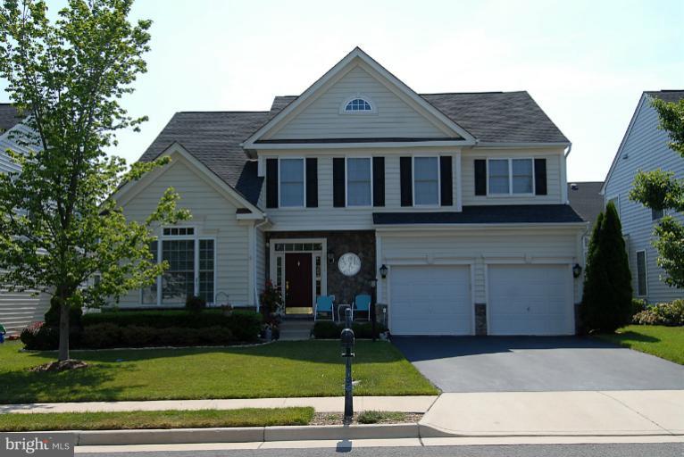 24778 Prairie Grass Drive Stone Ridge, VA 20105 - Photo 1 of 24 Exterior (Front)