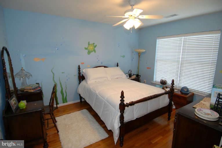24778 Prairie Grass Drive Stone Ridge, VA 20105 - Photo 13 of 24 Bedroom