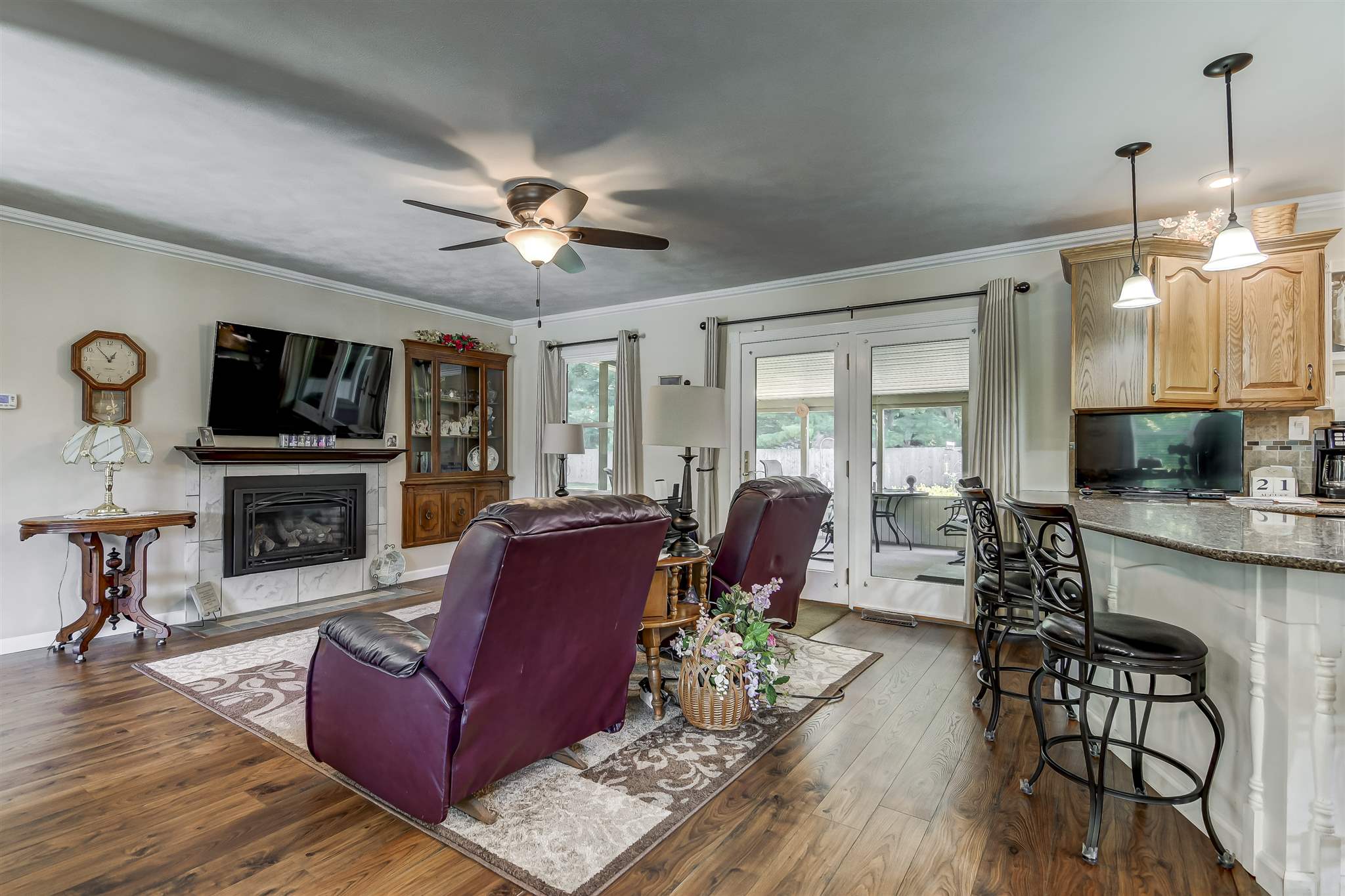 18 Wind Cave Drive Springfield, IL 62712 - Photo 3 of 43 Gallery Image 3