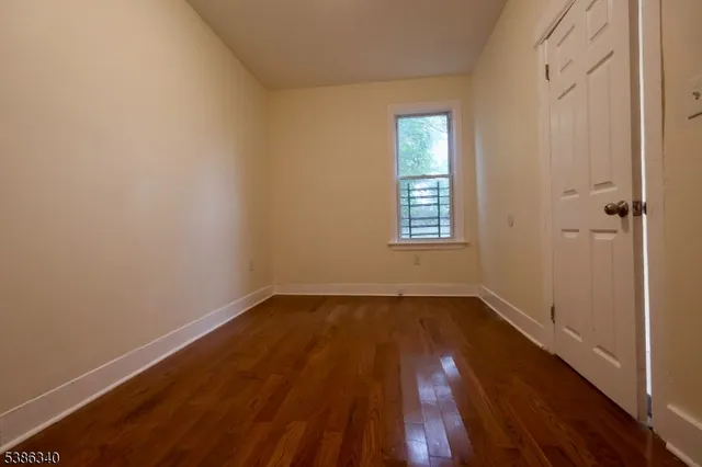 $2,100 | 484 South 16th Street, Unit 1, Newark, NJ 07103