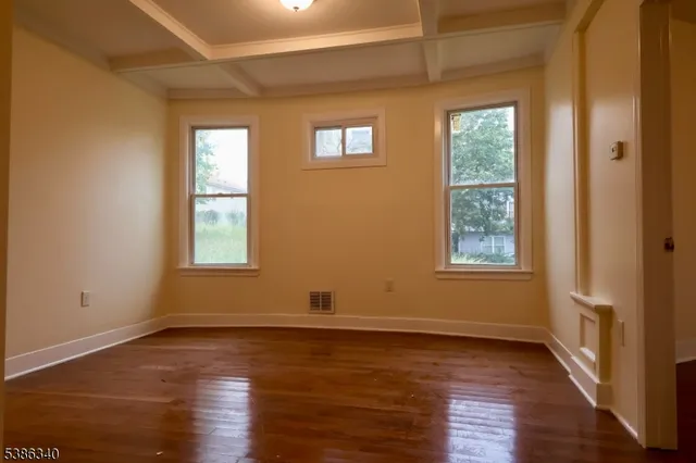 $2,100 | 484 South 16th Street, Unit 1, Newark, NJ 07103