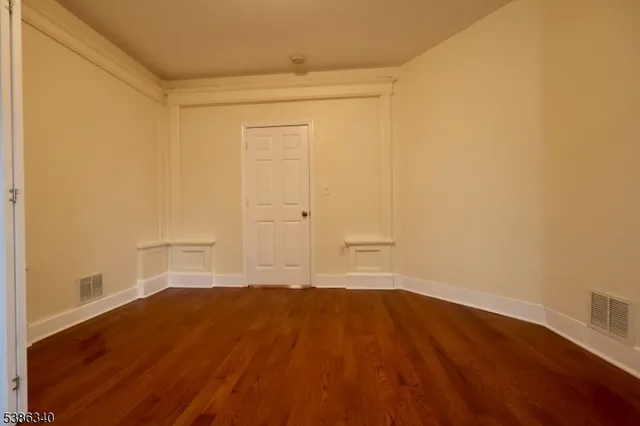 $2,100 | 484 South 16th Street, Unit 1, Newark, NJ 07103