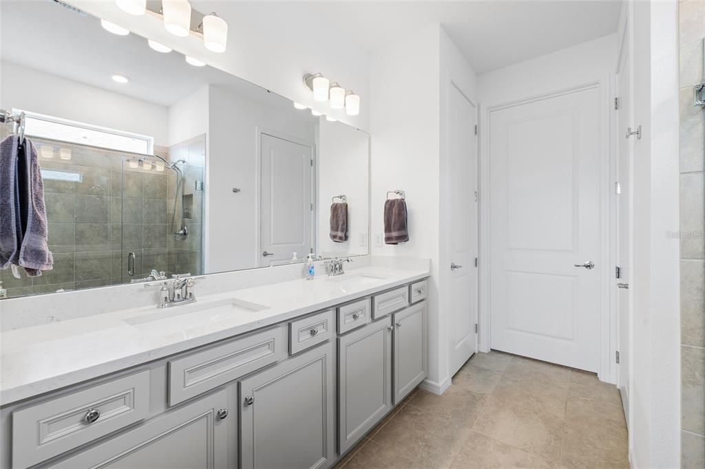 9454 Ballaster Pointe Loop Palmetto, FL 34221 - Photo 28 of 49