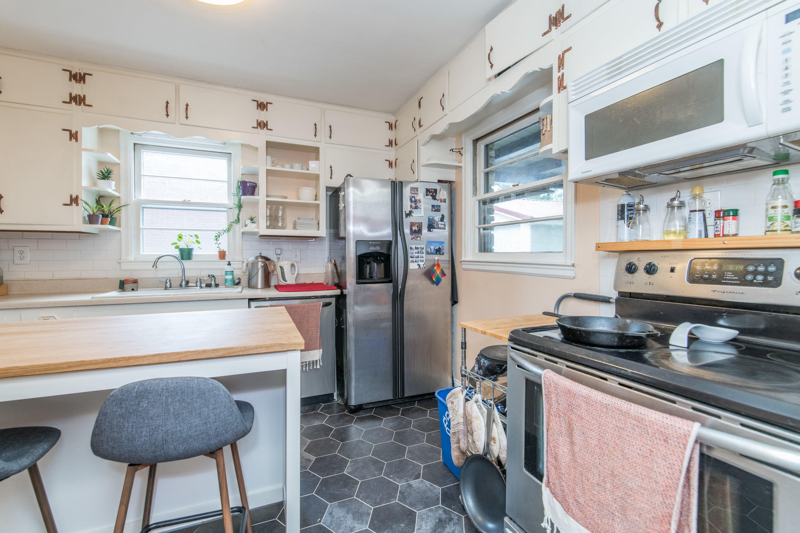 1722 Beacon Hill Road Lexington, KY 40504 - Photo 10 of 21 20220606-1722-Beacon-Hill-Rd-matyoke-rea