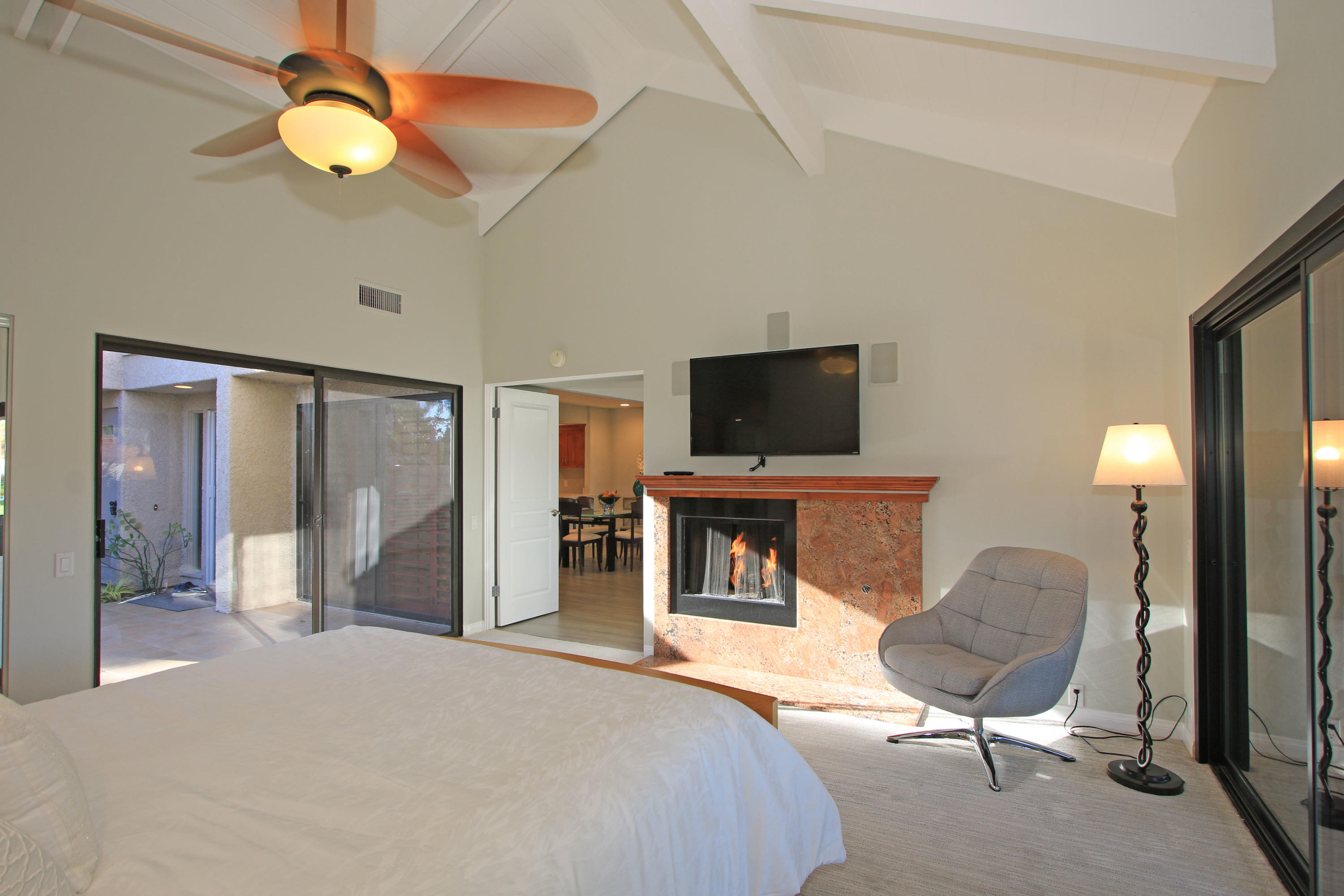 139 Racquet Club Drive South Rancho Mirage, CA 92270 - Photo 22 of 42 z (40)