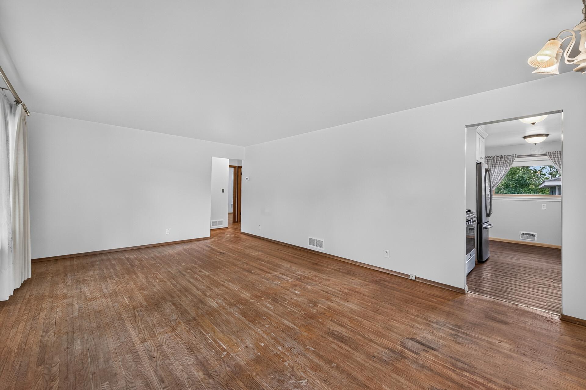 9207 Terrace Road Northeast Blaine, MN 55434 - Photo 5 of 29 Gallery Image 5