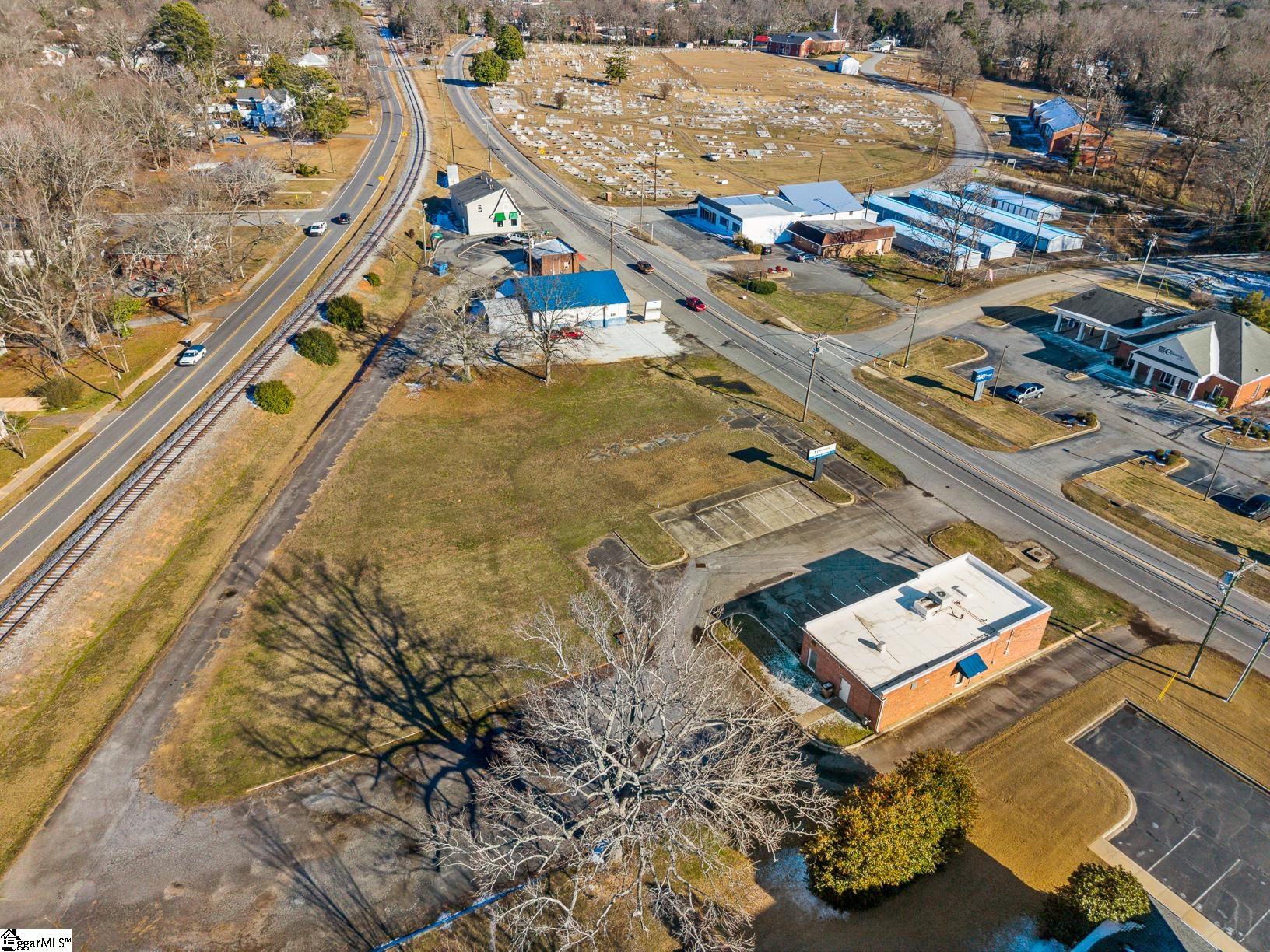 713 Anderson Street Belton, SC 29627 - Photo 36 of 43