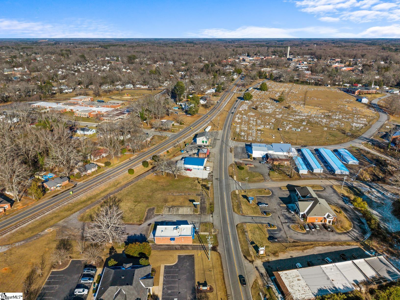 713 Anderson Street Belton, SC 29627 - Photo 38 of 43