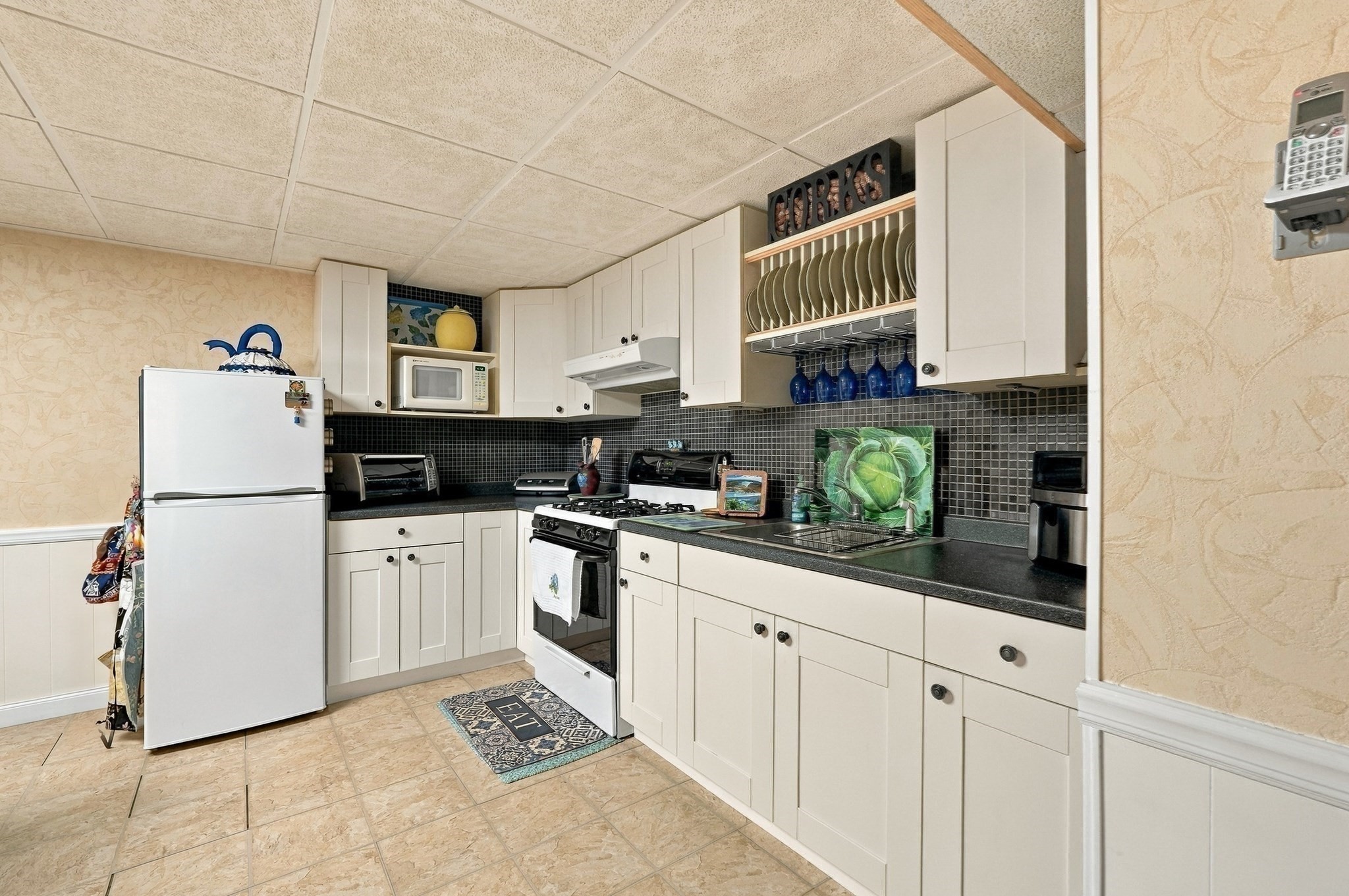 155 Friendship Street Fall River, MA 02724 - Photo 29 of 42 Gallery Image 29
