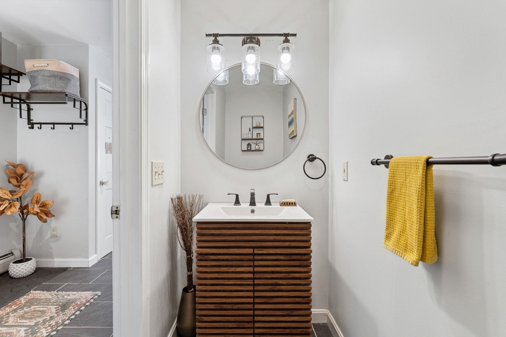 278 Vine Street Berlin, VT 05641 - Photo 6 of 50