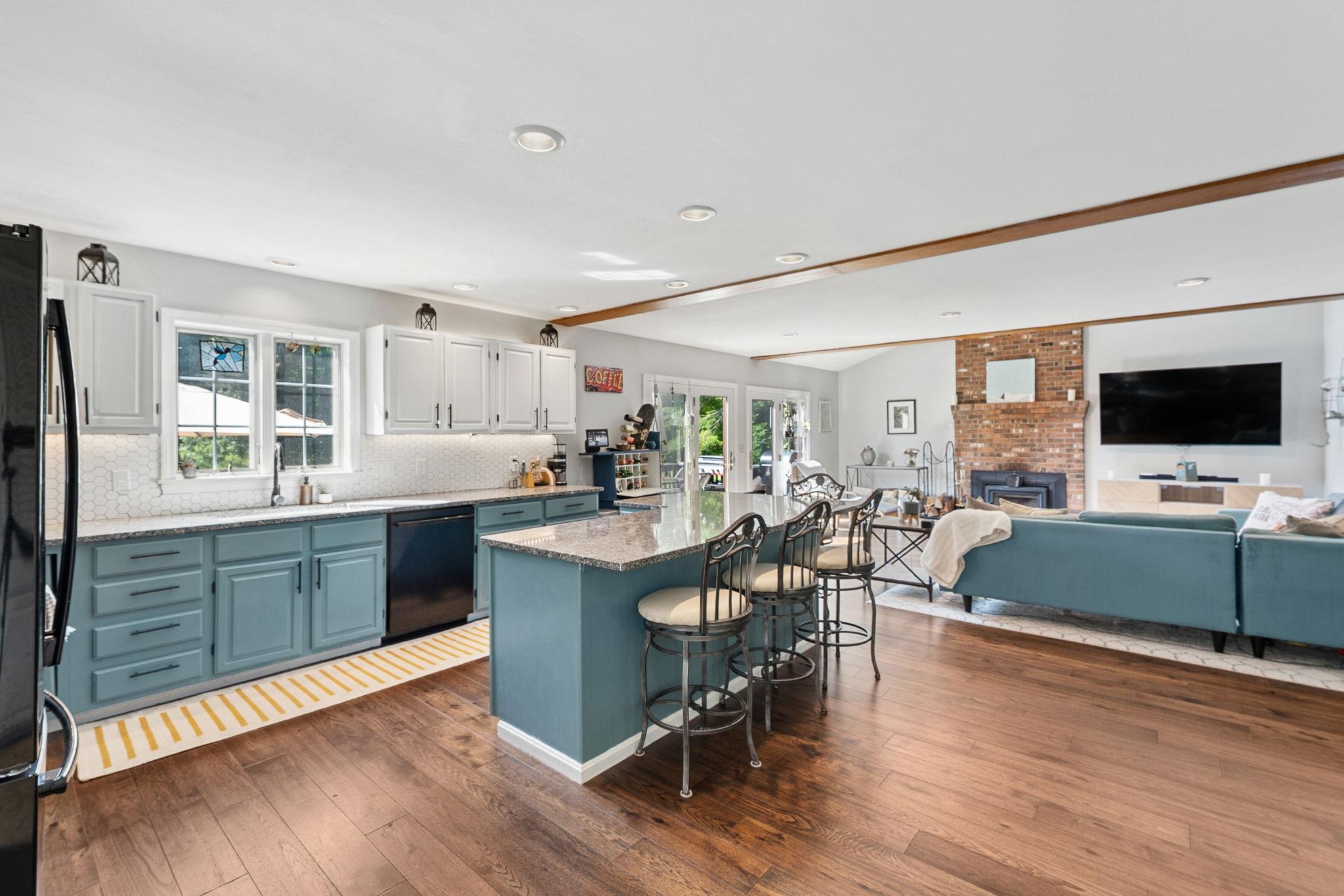 278 Vine Street Berlin, VT 05641 - Photo 7 of 50