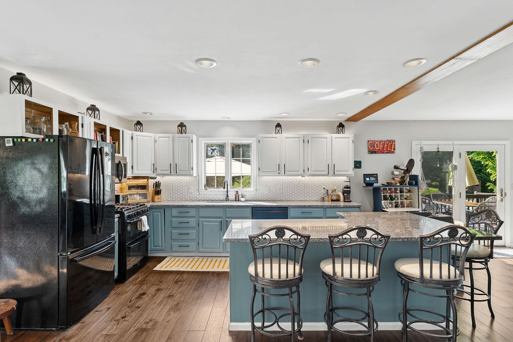 278 Vine Street Berlin, VT 05641 - Photo 8 of 50