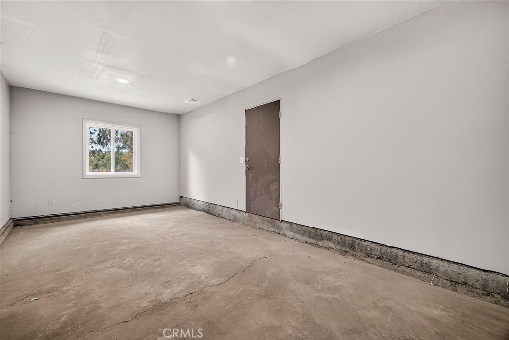 7040 Fulton Avenue Palermo, CA 95968 - Photo 36 of 53 an empty room with a window