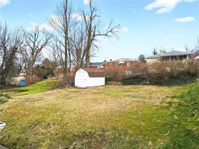 $205,000 | 811 Everglade Drive, McKeesport, PA 15135