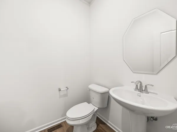 $3,850 | 421 Hathaway Lane, Oswego, IL 60543