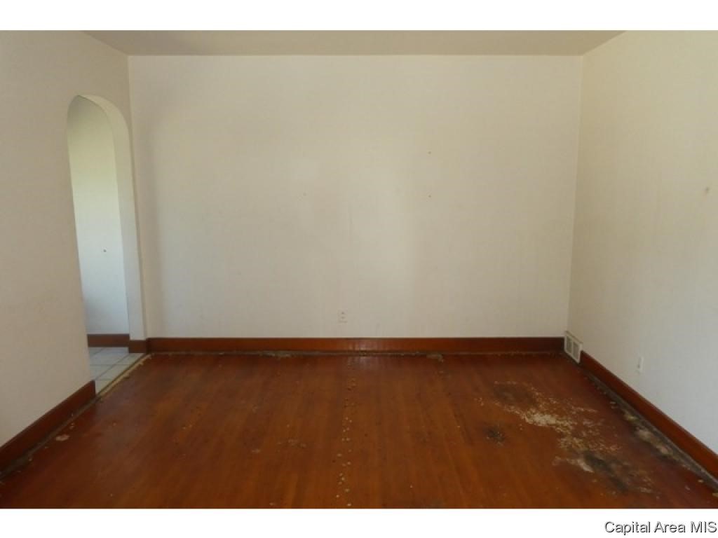 2401 South 8th Street Springfield, IL 62703 - Photo 3 of 19