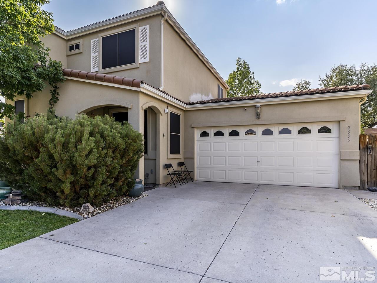 9555 Meadowstar Drive Reno, NV 89506 - Photo 2 of 17 Photo 2