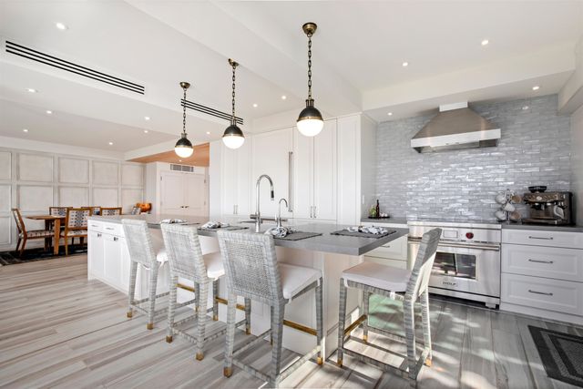 $6,200,000 | 4000 Wailea Alanui Drive, Unit 603, Kihei, HI 96753