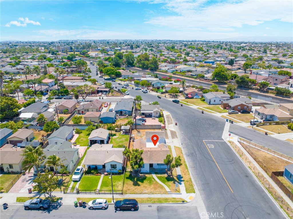 1242 West 134th Street Compton, CA 90222 - Photo 11 of 13 a view of a city