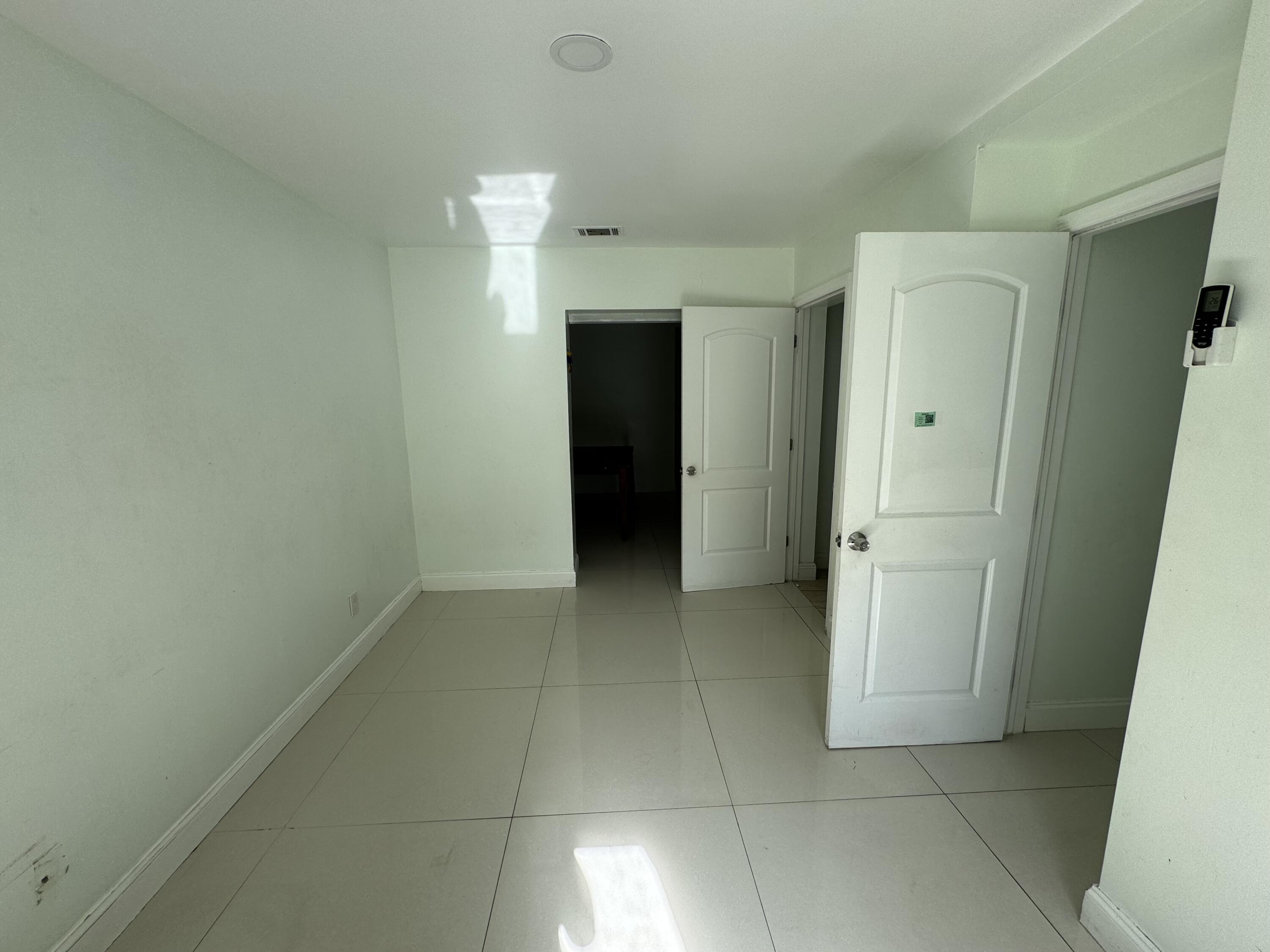 616 49th Street West Palm Beach, FL 33407 - Photo 9 of 9 IMG_0320