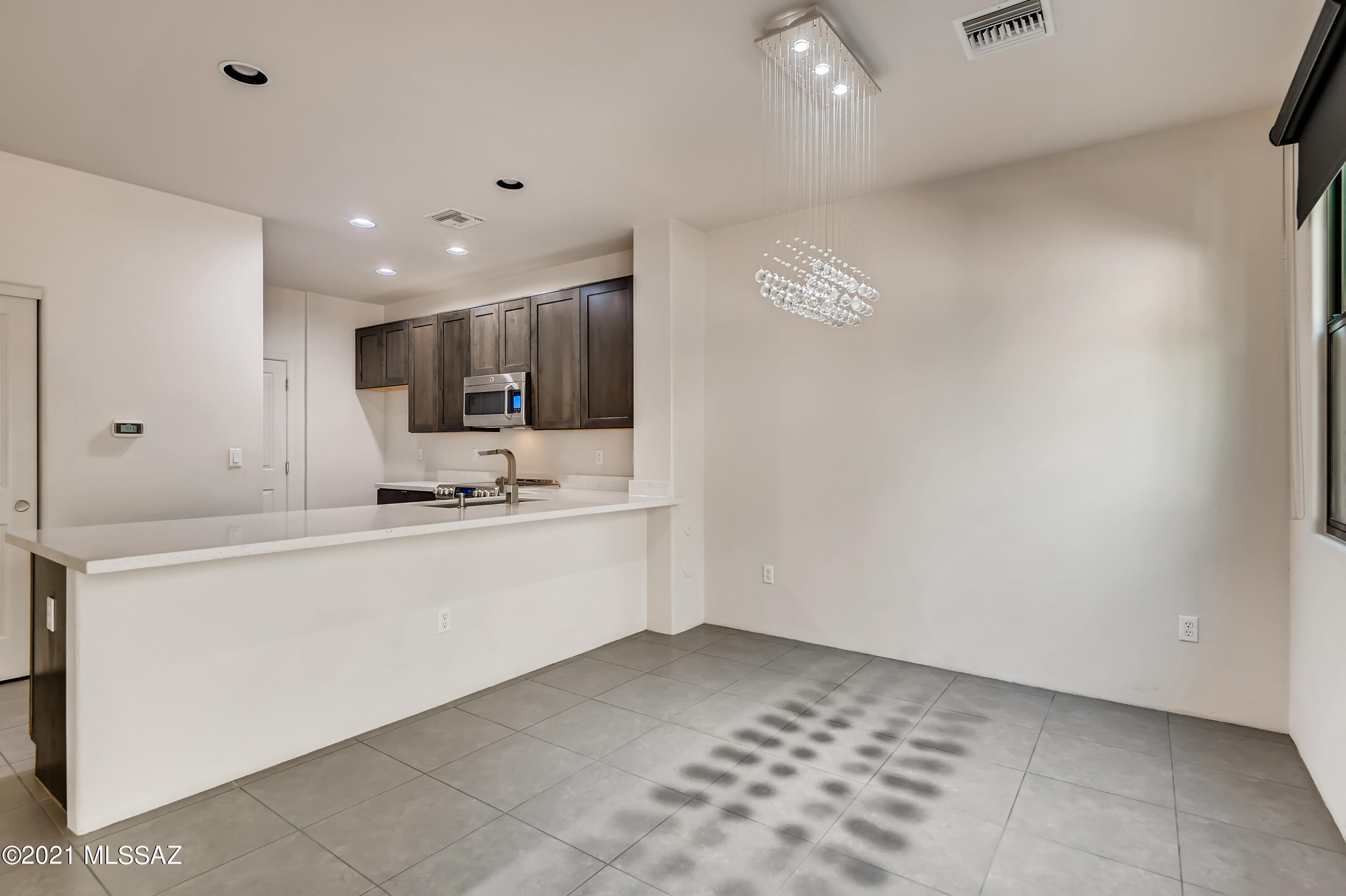 391 East Calderwood Road Tucson, AZ 85704 - Photo 12 of 33 Gallery Image 12
