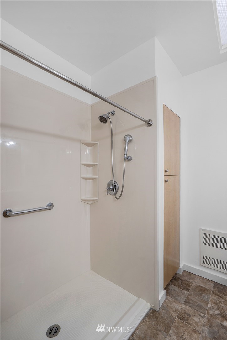 5001 Davis Place South, Unit 20D Renton, WA 98055 - Photo 21 of 32 Gallery Image 21