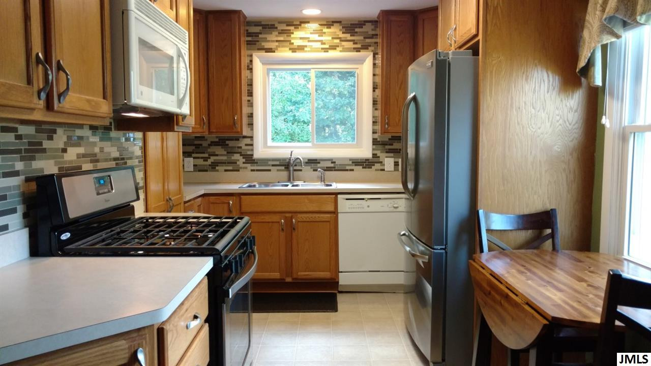 9937 Rexford Road Jackson, MI 49201 - Photo 4 of 36 Photo 4