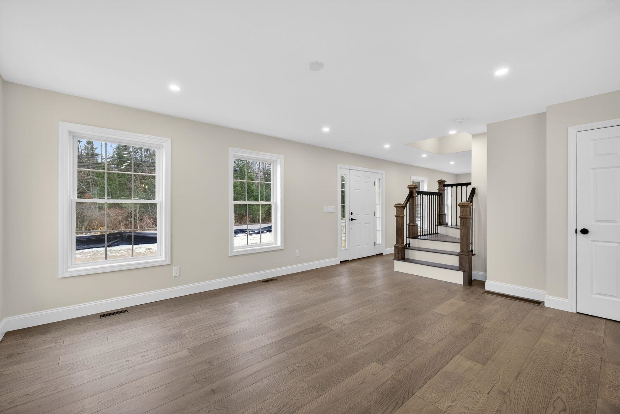 335 Raymond Road Chester, NH 03036 - Photo 13 of 49