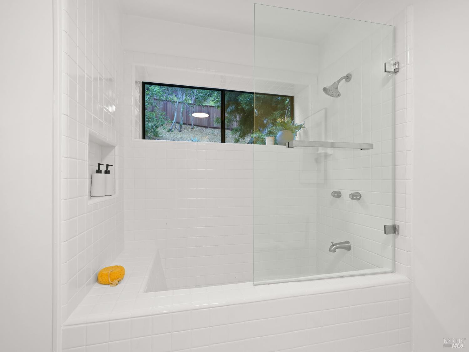 17 Overhill Road Mill Valley, CA 94941 - Photo 41 of 59