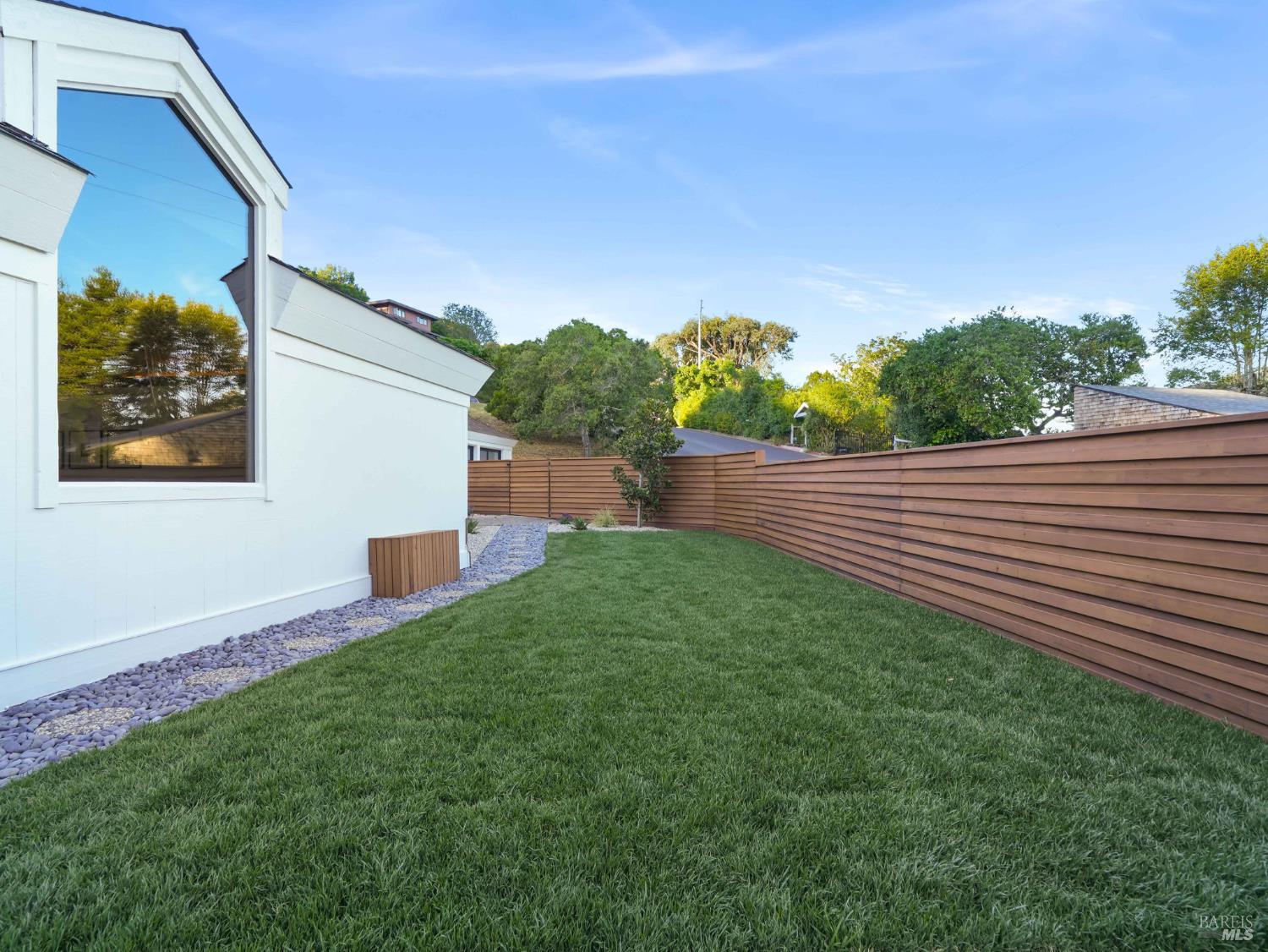 17 Overhill Road Mill Valley, CA 94941 - Photo 43 of 59