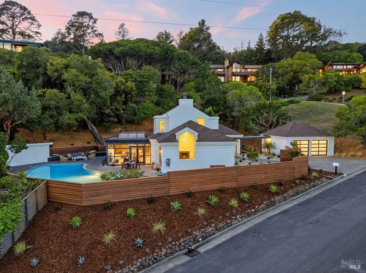 17 Overhill Road Mill Valley, CA 94941 - Photo 44 of 59