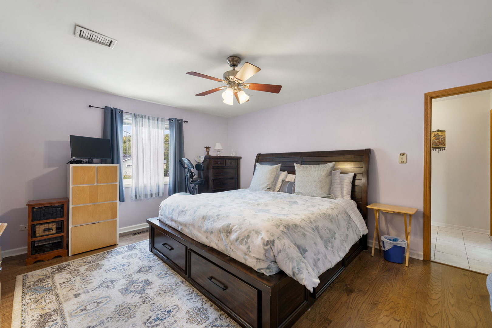 100 Des Plaines Lane Hoffman Estates, IL 60169 - Photo 17 of 36