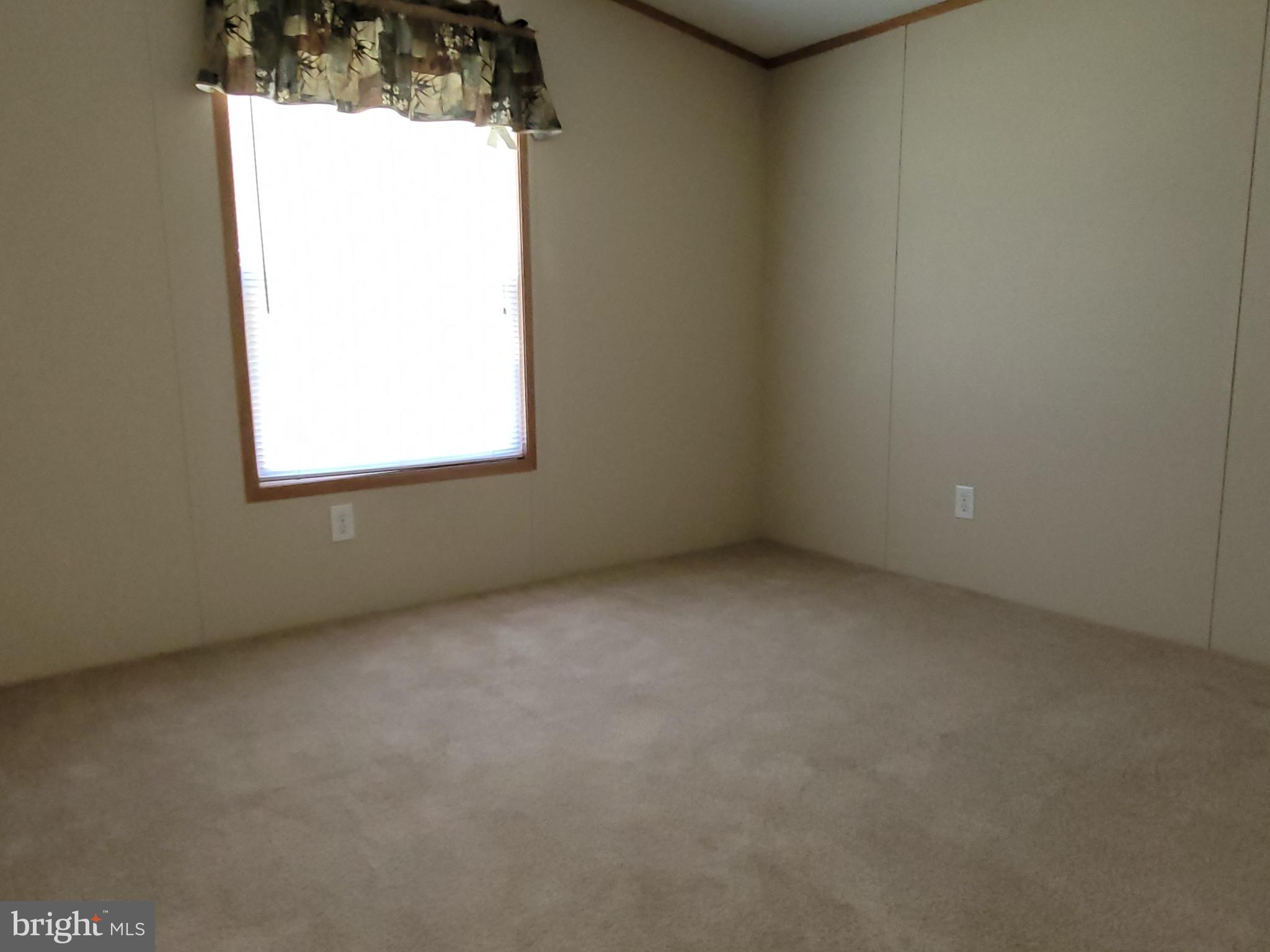 193 Shawnee Avenue Dover, PA 17315 - Photo 13 of 20 an empty room with a window