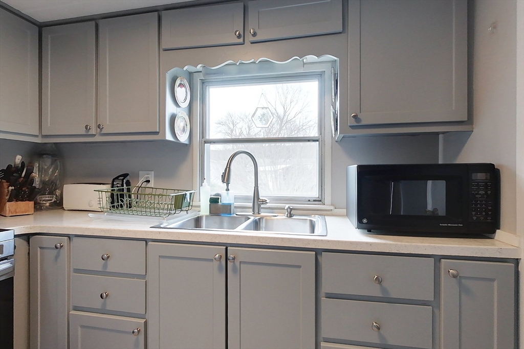 239 Ayer Road, Unit 60 Littleton, MA 01460 - Photo 3 of 20