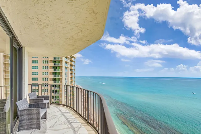 $4,500 | 5420 North Ocean Drive, Unit 1401, Singer Island, FL 33404