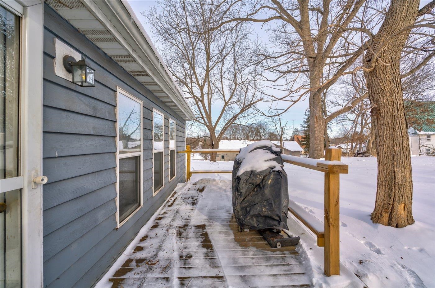 423 Cross Street Poynette, WI 53955 - Photo 11 of 36