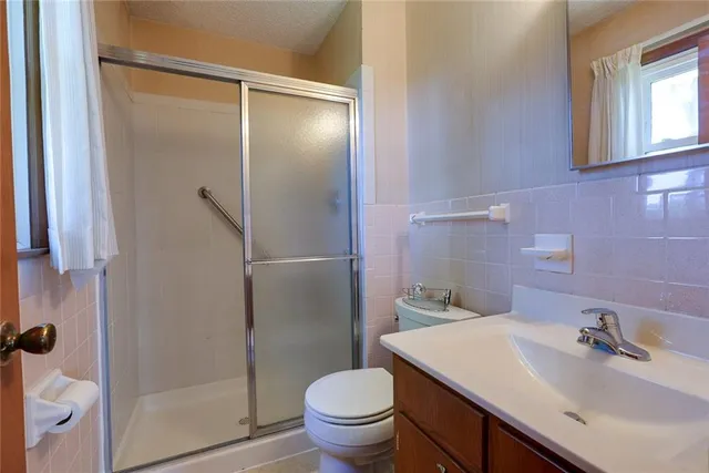 $260,000 | 4722 Hedges Avenue, Kansas City, MO 64133