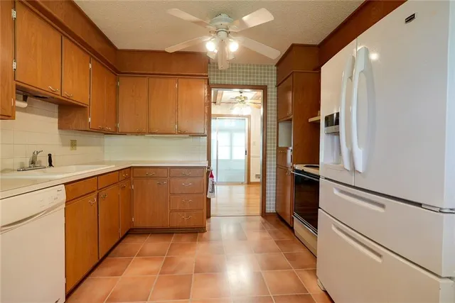 $260,000 | 4722 Hedges Avenue, Kansas City, MO 64133