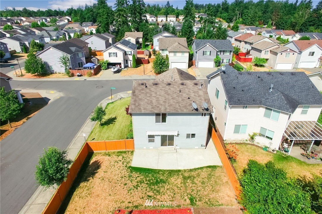 29734 217th Place Southeast Kent, WA 98042 - Photo 33 of 40