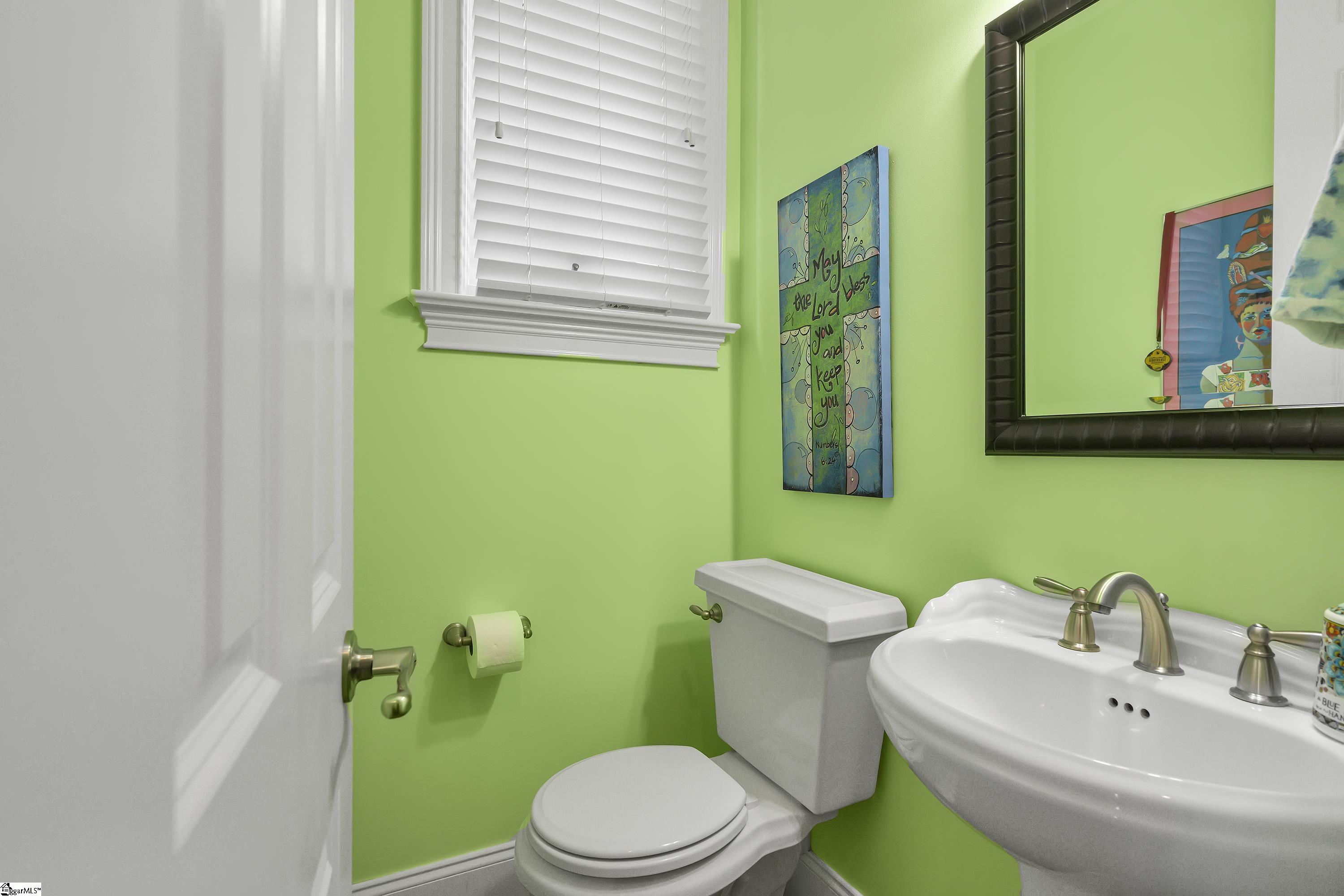 8 Ruskin Square Greenville, SC 29607 - Photo 13 of 35