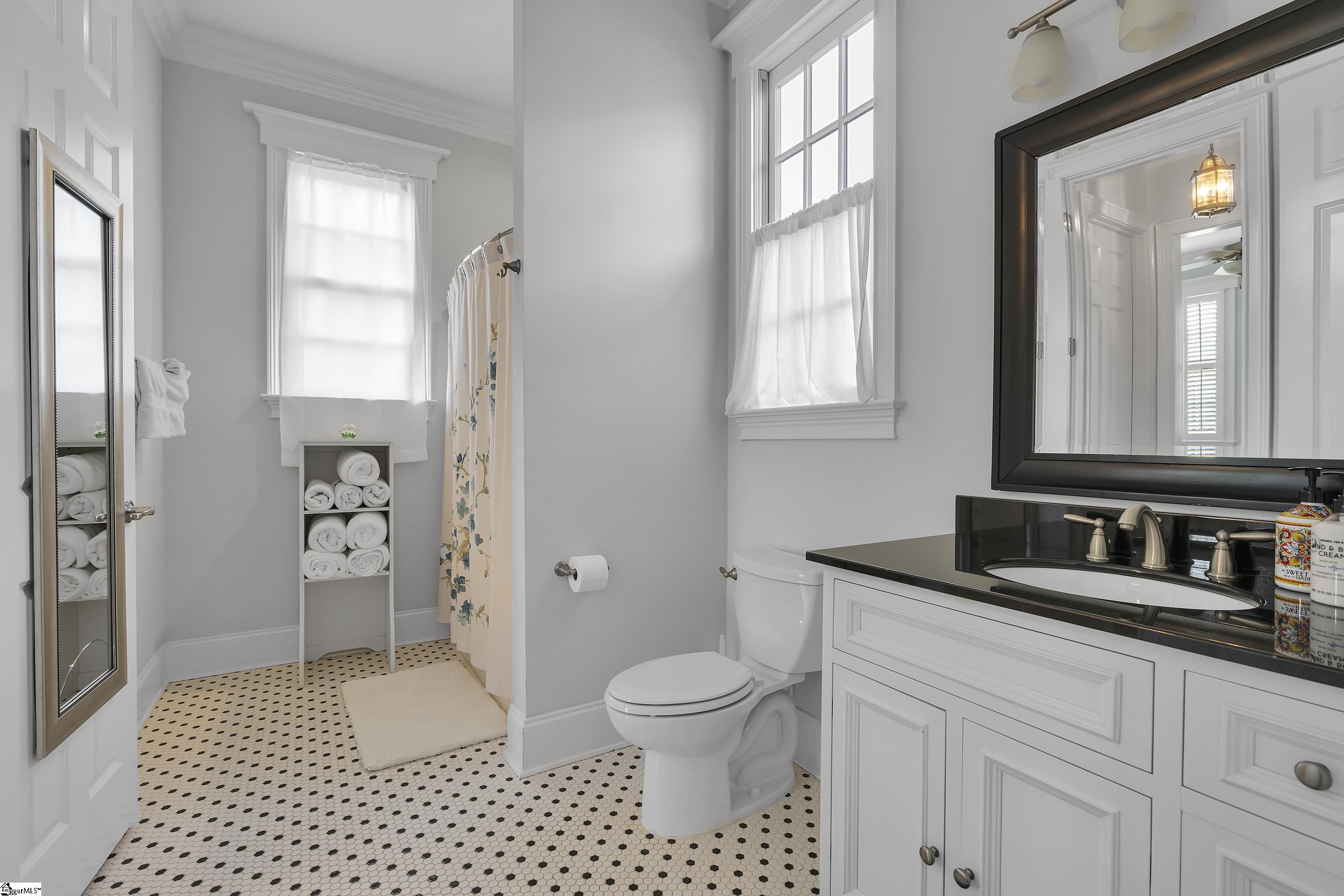 8 Ruskin Square Greenville, SC 29607 - Photo 21 of 35