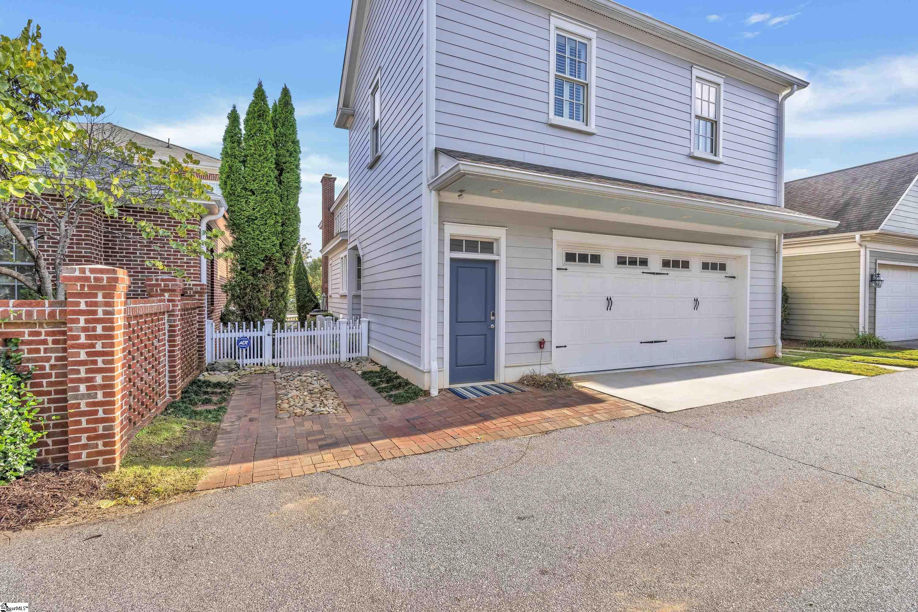 8 Ruskin Square Greenville, SC 29607 - Photo 30 of 35