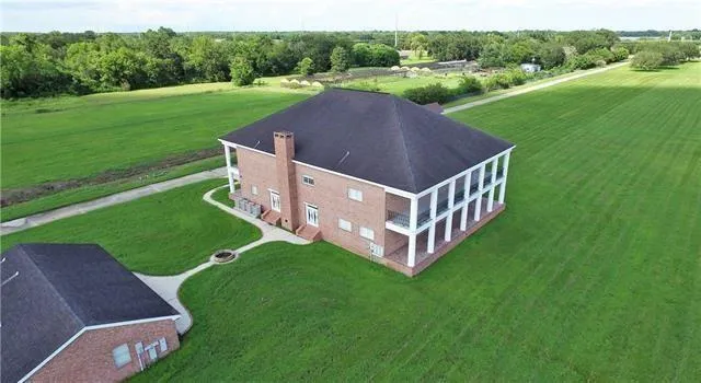 $1,999,000 | 13864 Highway 23, Belle Chasse, LA 70037