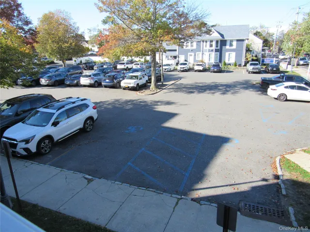 $2,100 | 131 Roanoke Avenue, Unit A, Riverhead, NY 11901