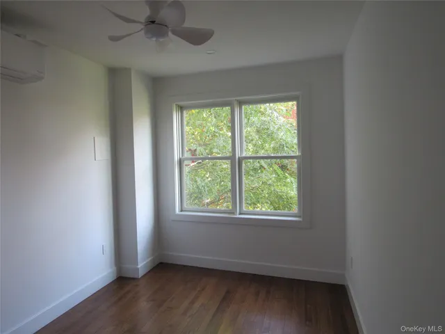 $2,100 | 131 Roanoke Avenue, Unit A, Riverhead, NY 11901